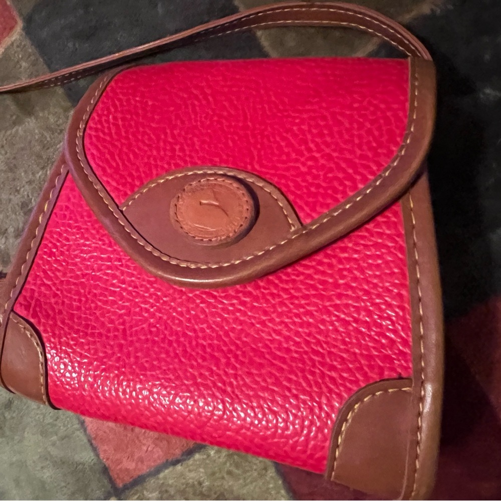 Vintage/Retro Dooney and Bourke Crossbody Purse